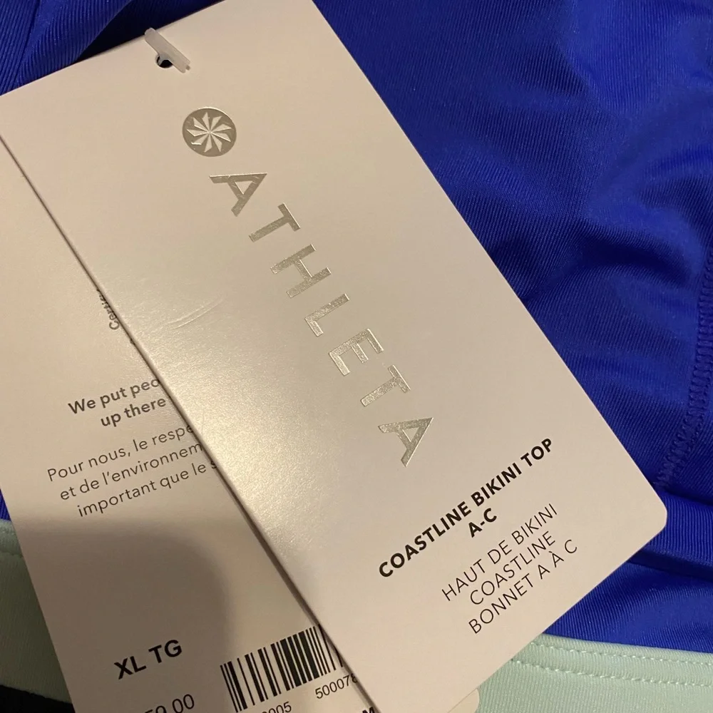 💙 Athleta Coastline Bikini Top A-C // Cerulean - Picture 6 of 6